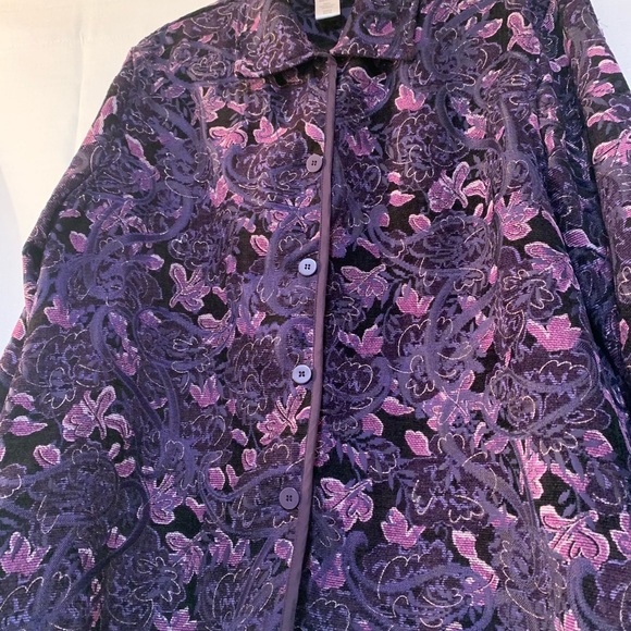 XL Coldwater Creek Blazer,Purple and Black Floral. SilverThreading,Slenderizing! - Picture 8 of 15